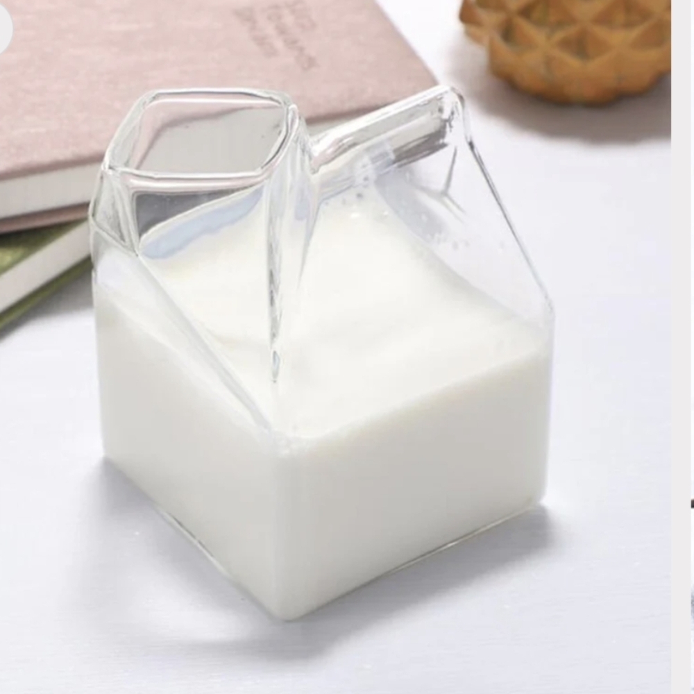 UNBRANDED GLASS CREAMER - Half Pint Looks Like Open Tiny Milk Carton 4”x3” Clear